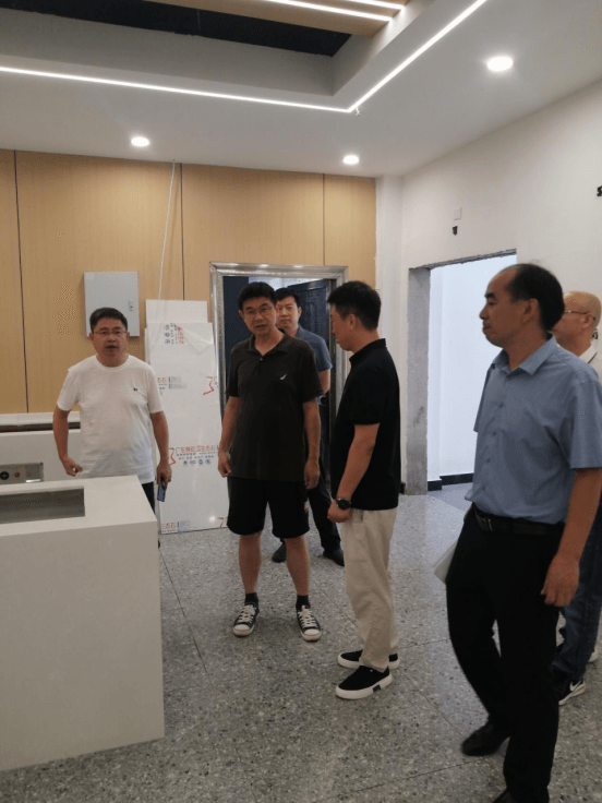 党委副书记、院长项光亚视察我院新建食堂宿舍建设情况(1)263.png